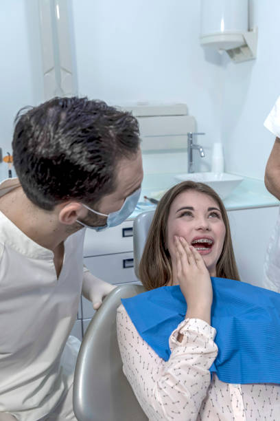 Best Broken or Cracked Tooth Emergency Dentist in Marin City, CA